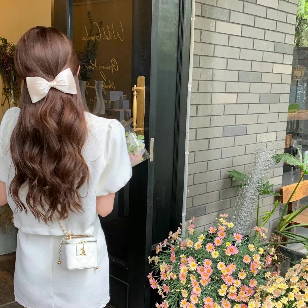 庭怨森森